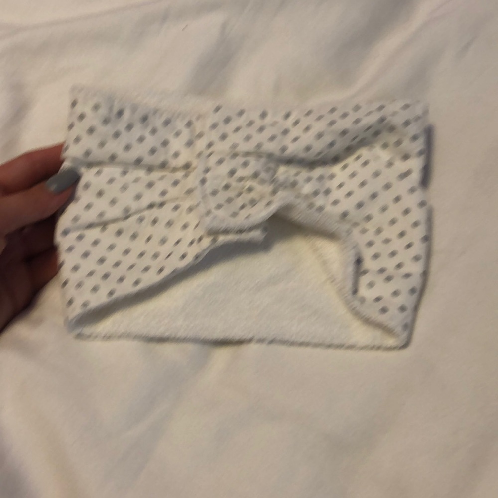 Cute bib - Picture 2 of 2